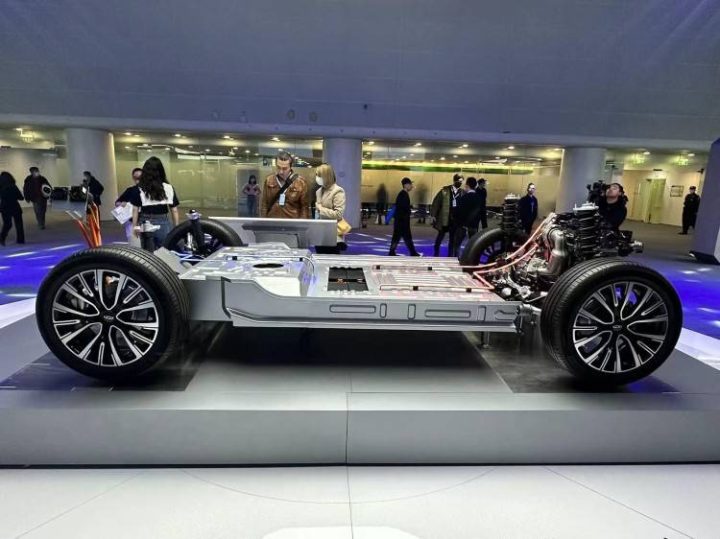 5eb602c63cf20ed93c9c78723f4e00ff